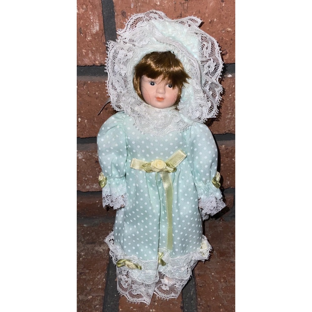 Vintage 8"‎ Porcelain Doll Mint Green Polka Dot Dress Lace Bonnet Auburn Hair